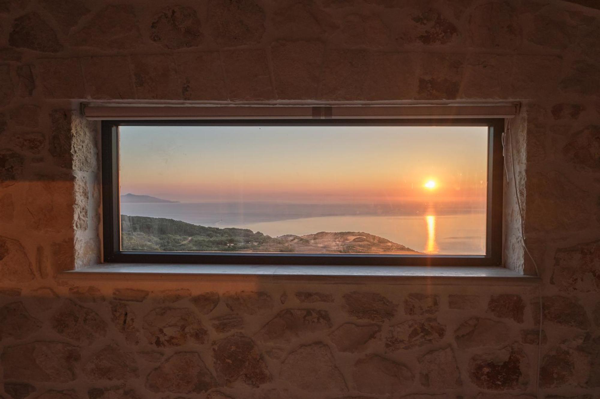 Aroa Eco Living Experience Villa Volímai Buitenkant foto