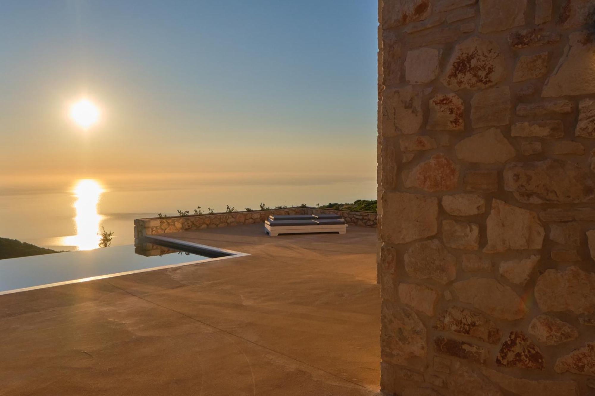 Aroa Eco Living Experience Villa Volímai Buitenkant foto